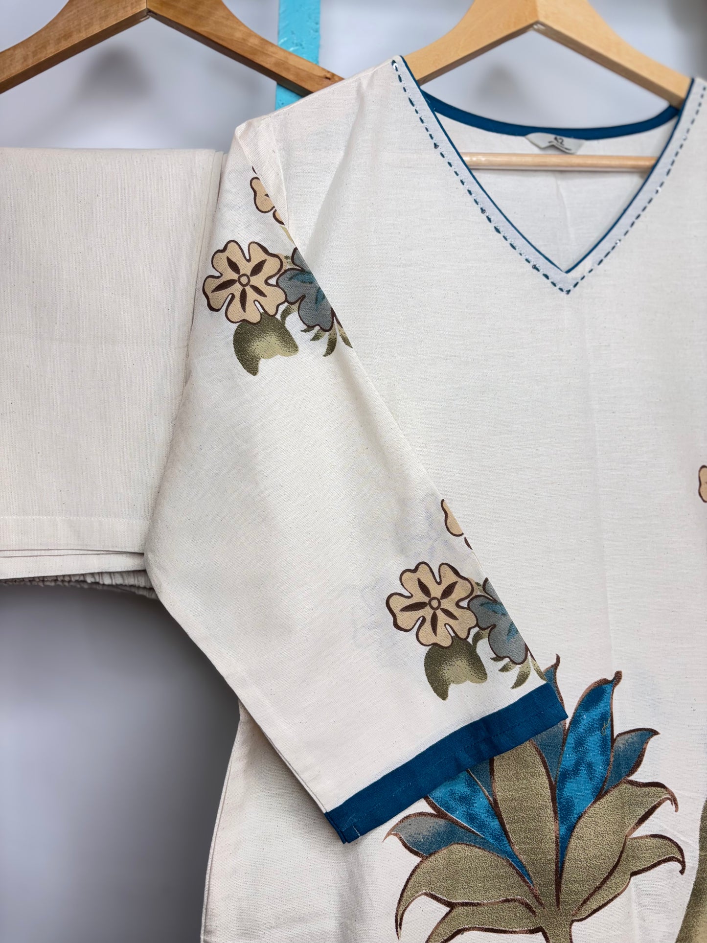 White Cotton Flex Kurti Set