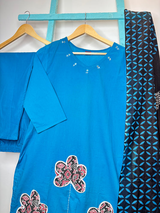 BLUE STRAIGHT KURTI SET